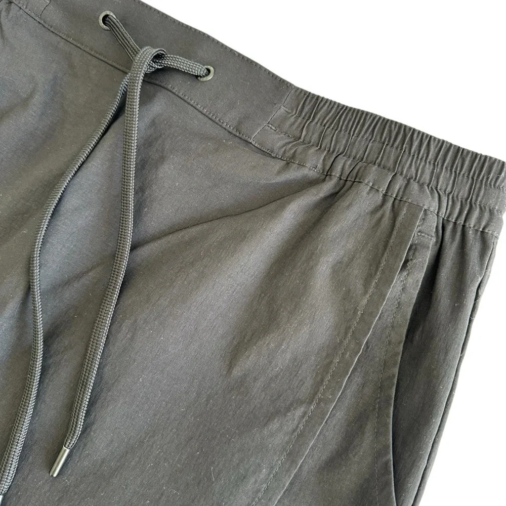 Eddie Bauer Black Tulip Hem Women's Skort, Medium